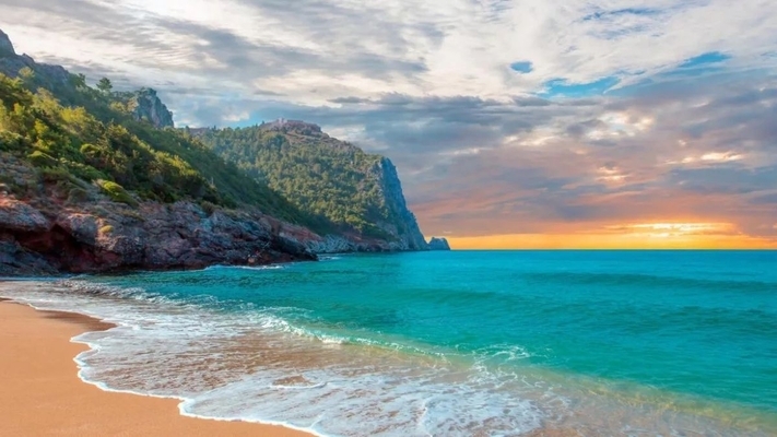 Hidden Beaches and Seaside Cafés of Alanya in 2026