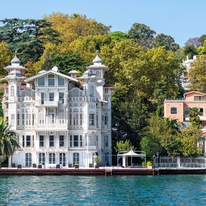 Turkish TV Series Filming Locations: Mansions & Landscapes