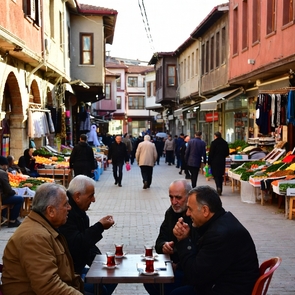 10 Turkish Habits That Surprise Foreigners (Cultural Guide)
