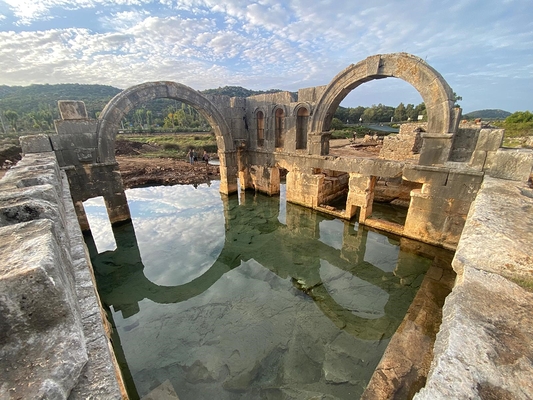 1,850-Year-Old Roman Thermal Complex Found in Myra