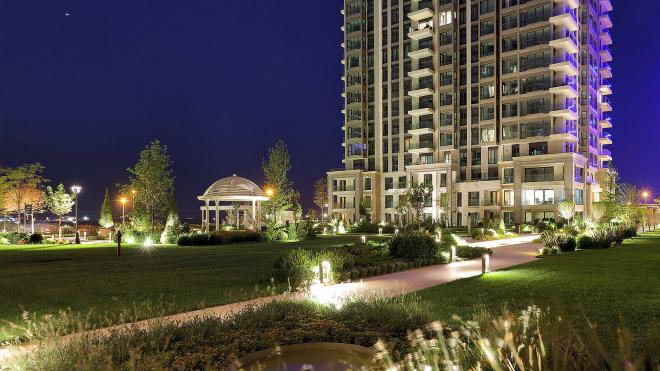 4+1 apartment with sea view in Istanbul