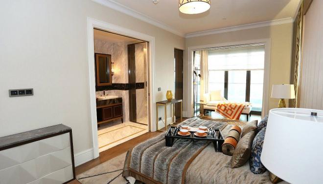 5+1 apartment with sea view in Istanbul