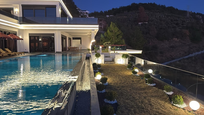 Private villa according to a design project