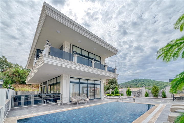 Luxury villa for sale in Alanya -sea view -4 bedroom -Kargicak /Alanya 