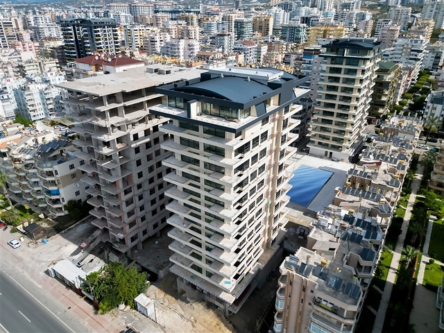 Luxury project on the first coastline in Mahmutlar