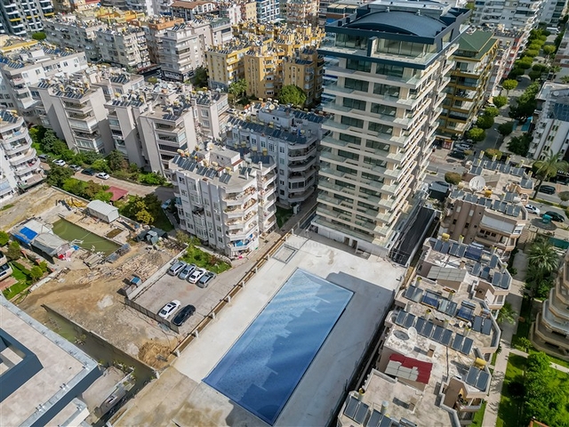 Luxury project on the first coastline in Mahmutlar