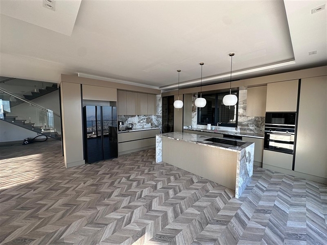 5+1 luxury villa project in the center of Alanya with stunning panoramic views