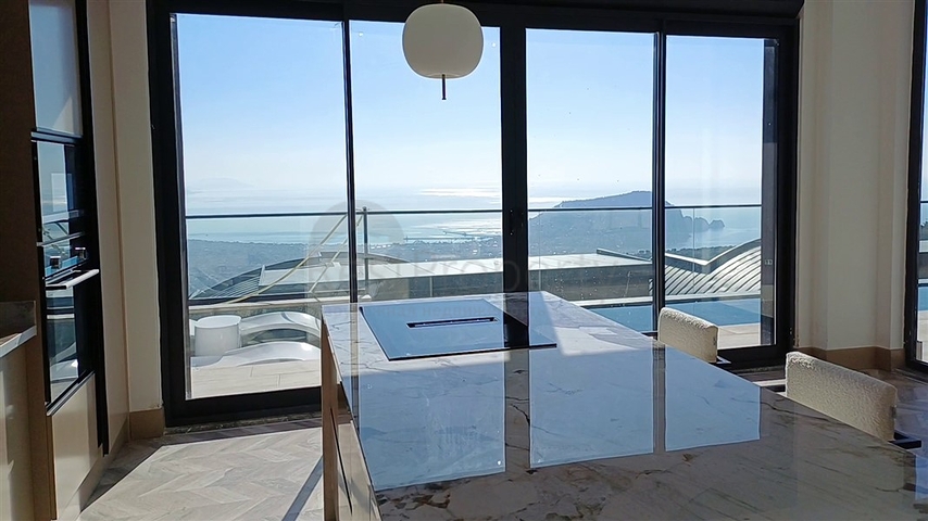 5+1 luxury villa project in the center of Alanya with stunning panoramic views