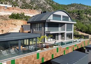 5+1 luxury villa project in the center of Alanya with stunning panoramic views
