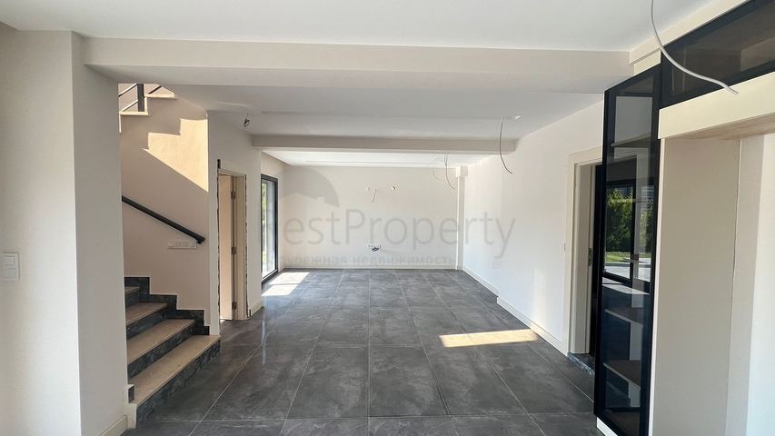 4+1 villa in a conveniently located area of Fethiye