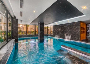 New luxury project with covered parking in Tosmur area