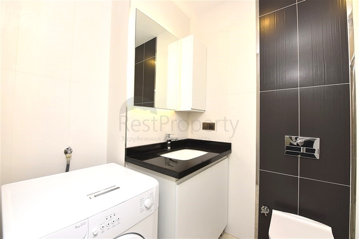 One-bedroom apartment on the first coastline