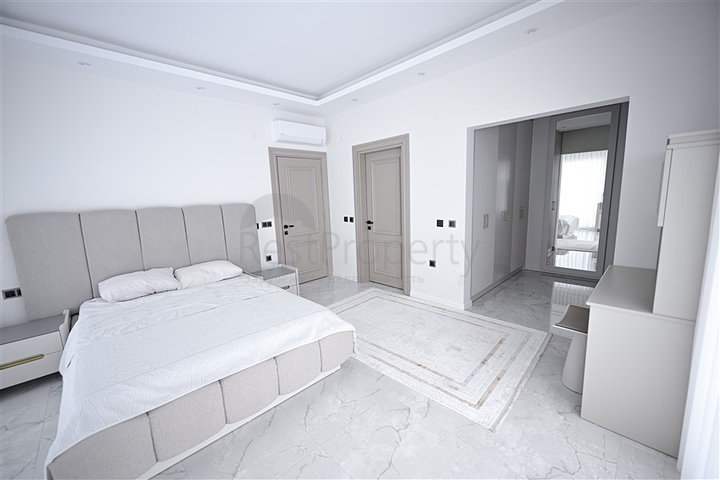 Villa in a unique location in the heart of Alanya