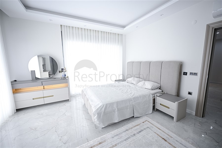 Villa in a unique location in the heart of Alanya