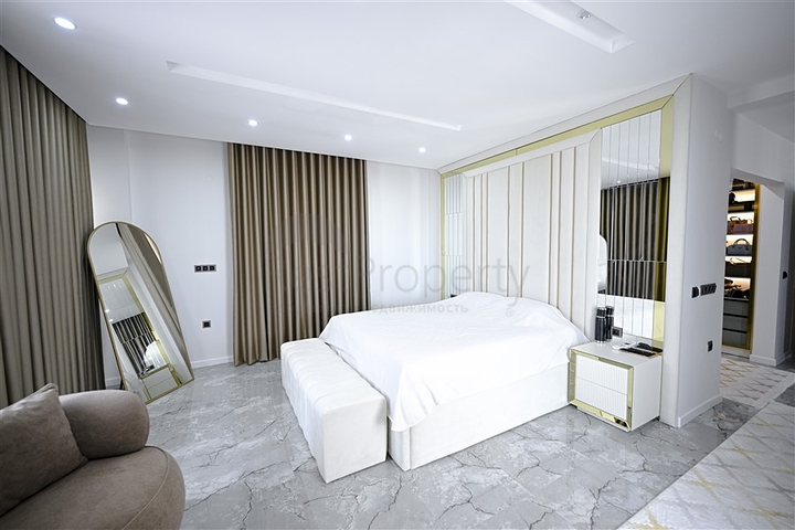 Villa in a unique location in the heart of Alanya