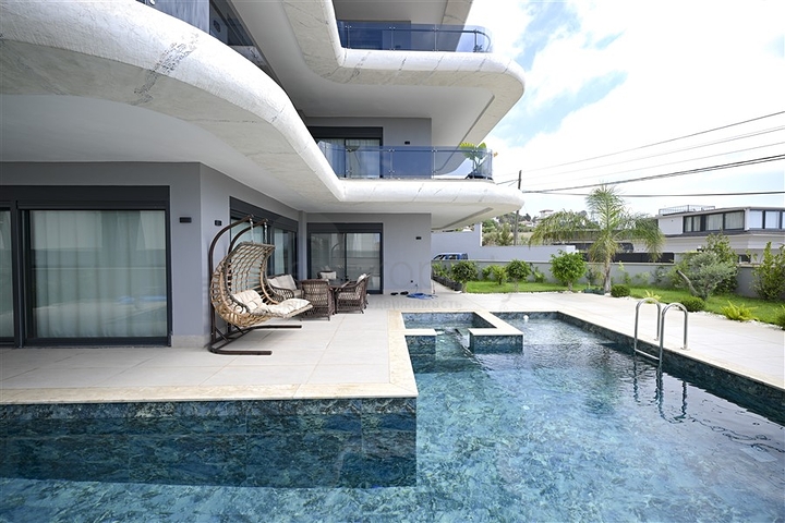 Villa in a unique location in the heart of Alanya