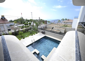 Villa in a unique location in the heart of Alanya