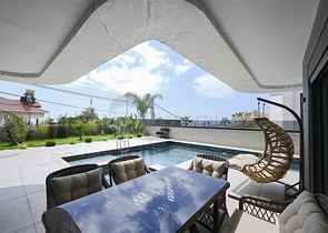 Villa in a unique location in the heart of Alanya