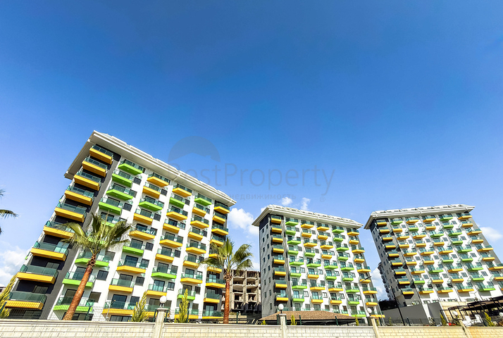One-bedroom apartment in a hotel-type complex