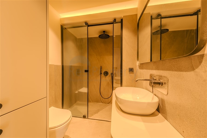 Premium complex at the foot of the fortress in Alanya