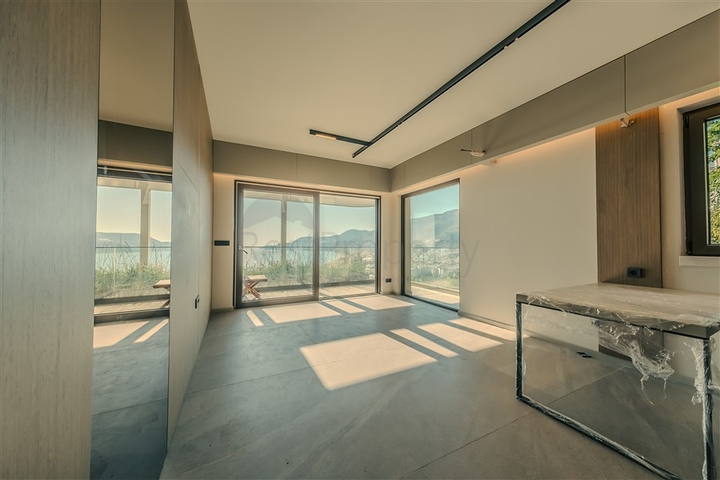 Premium complex at the foot of the fortress in Alanya