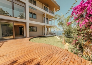 Premium complex at the foot of the fortress in Alanya