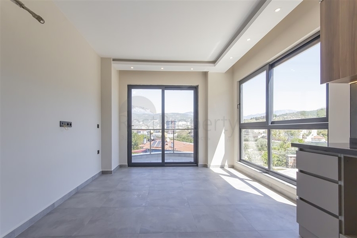 1+1 business class apartment in Demirtas district 