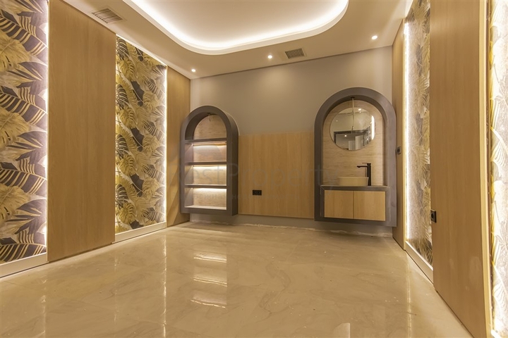 1+1 business class apartment in Demirtas district 