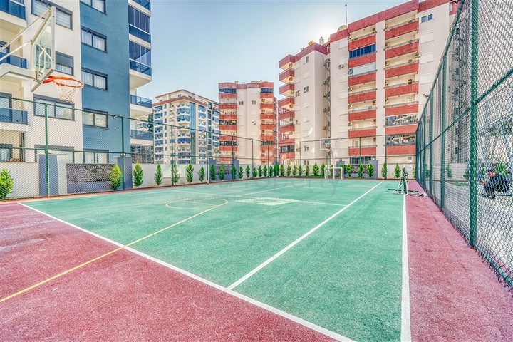 Spacious 2+1 apartment in Mahmutlar district