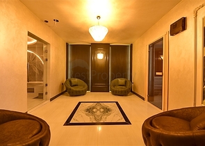 Apartment in a premium complex on the first line 