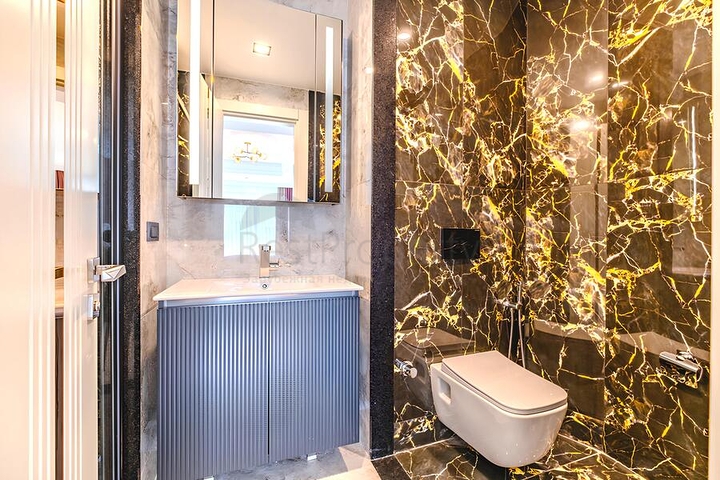 2+1 in a premium complex in Turkler district