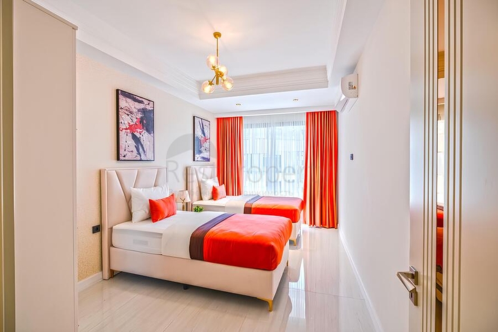 2+1 in a premium complex in Turkler district