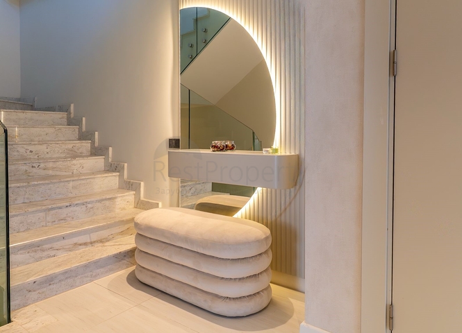 Luxury penthouse for citizenship