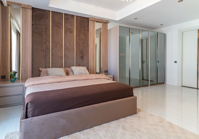 Luxury penthouse for citizenship