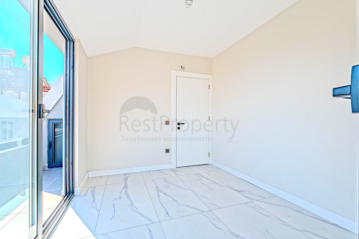 2+1 penthouse 50m from Cleopatra beach