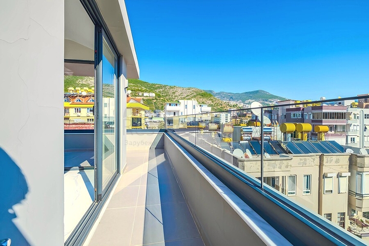 2+1 penthouse 50m from Cleopatra beach