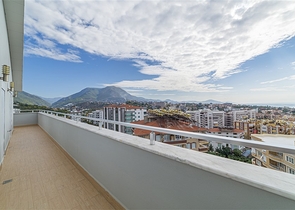 3+1 penthouse with a view of the Mediterranean Sea