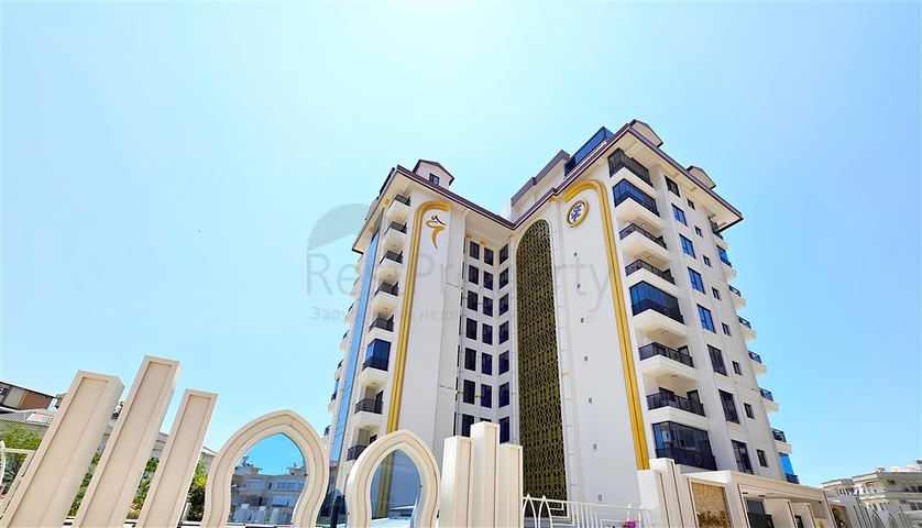 1+1 sea view apartment in the center of Alanya