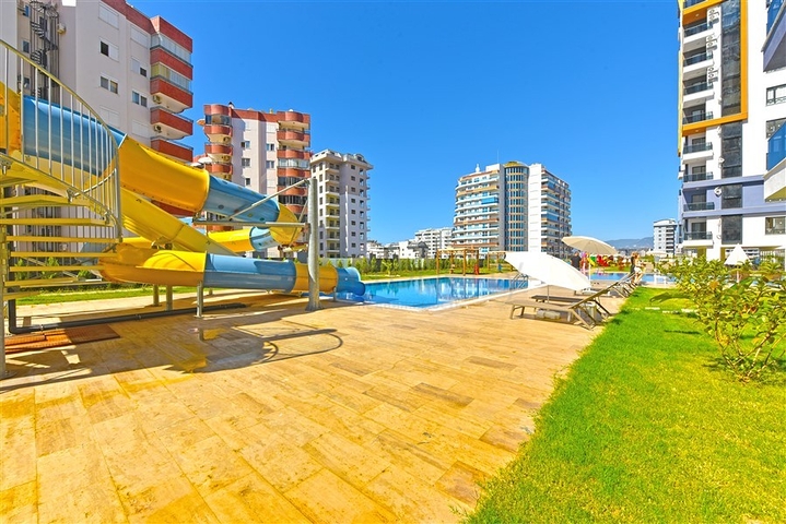 1+1 apartment in a new complex in Mahmutlar district 