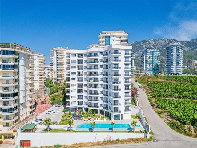 Furnished 1+1 Apartment in Mahmutlar, Alanya with Pool