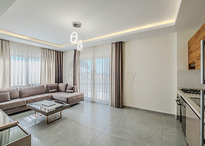 Furnished 1+1 Apartment in Mahmutlar, Alanya with Pool