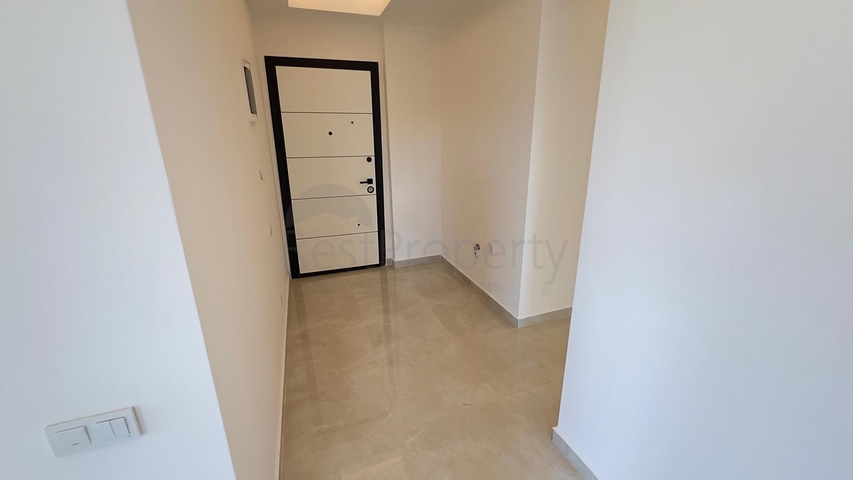 2+1 apartment in Mahmutlar 