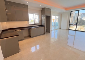 2+1 apartment in Mahmutlar 