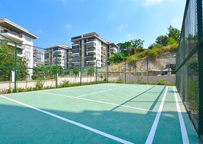 Spacious 4+1 apartment in an excellent location in Oba/Alanya