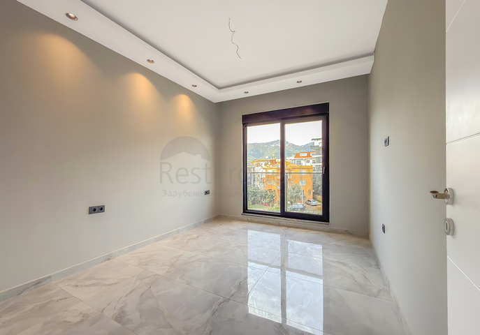 One-bedroom apartment in a new complex in Oba district