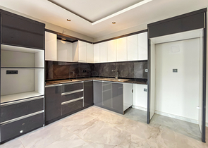 One-bedroom apartment in a new complex in Oba district