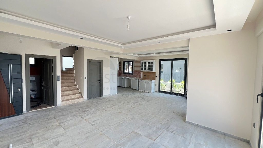 New 4+1 Villa in Fethiye from Owner, 210 m²