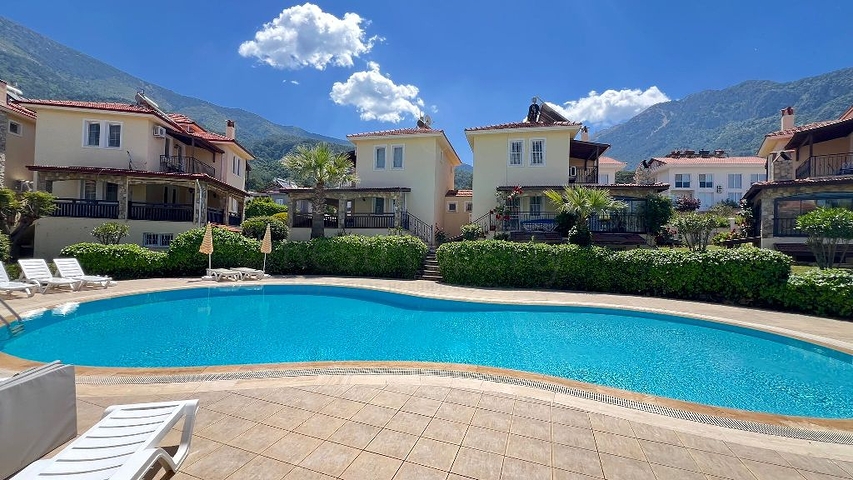 Furnished 5+1 Villa in Fethiye from Owner