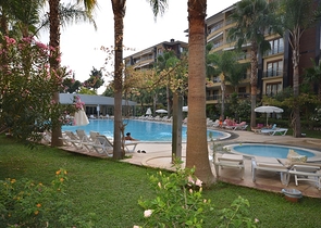 Luxury property next to the sea and beach: Selcuklu Konaklari project in Alanya