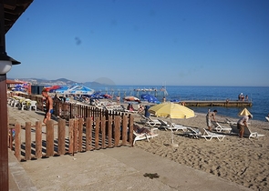 Luxury property next to the sea and beach: Selcuklu Konaklari project in Alanya